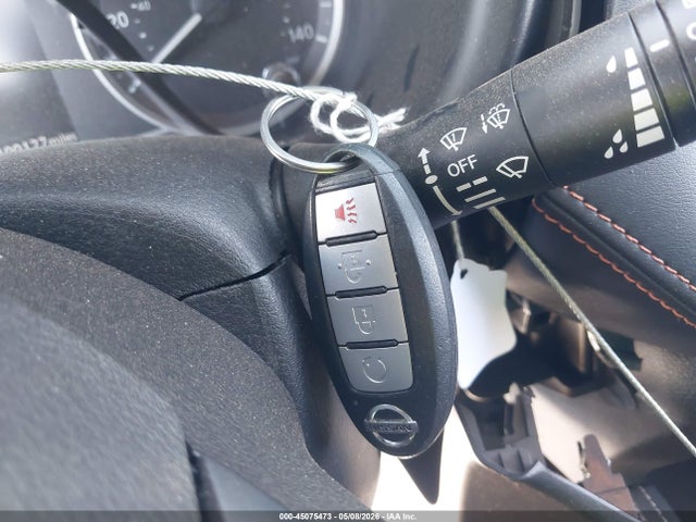 Nissan Kicks Sr