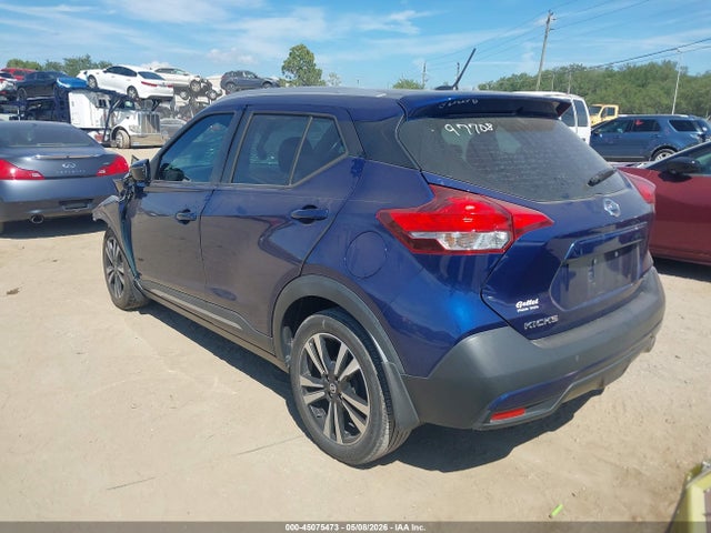 Nissan Kicks Sr