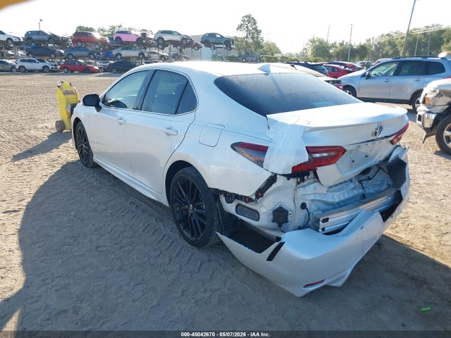Toyota Camry Xse Hybrid