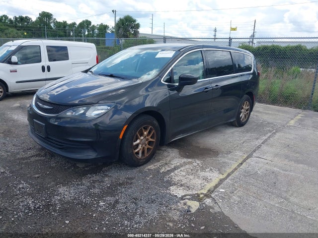 Chrysler Pacifica Touring