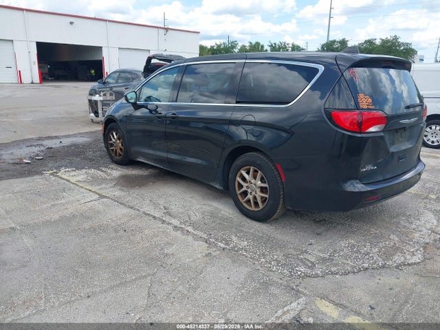 Chrysler Pacifica Touring