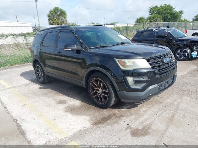 Salvage Ford Explorer Image