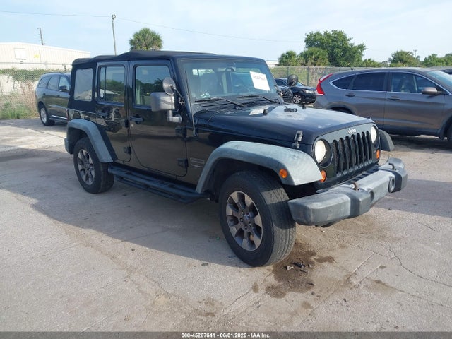 Salvage Jeep Wrangler Image