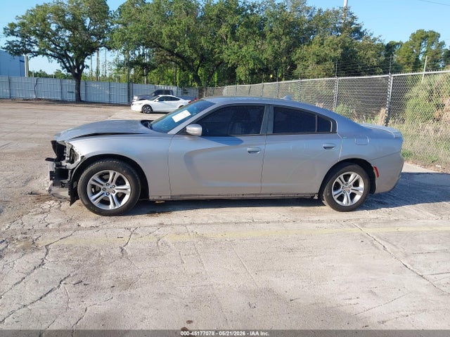 Dodge Charger Se