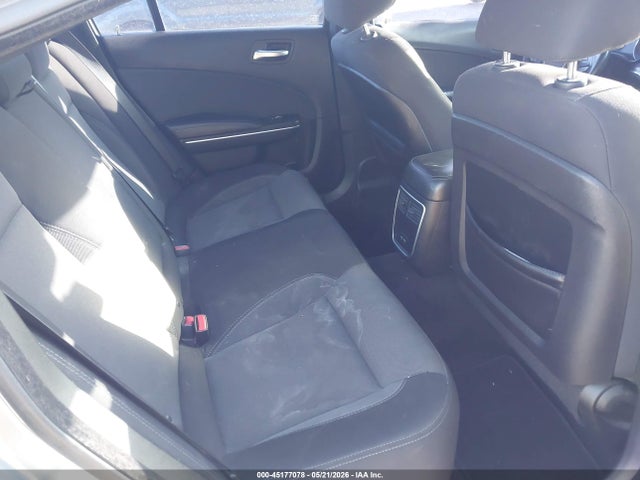 Dodge Charger Se