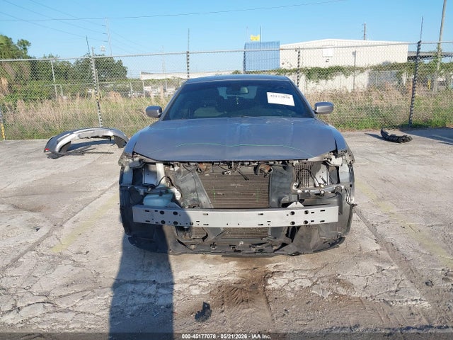 Dodge Charger Se