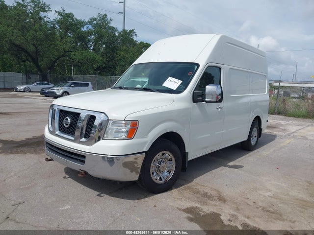 Nissan Nv Sl V8