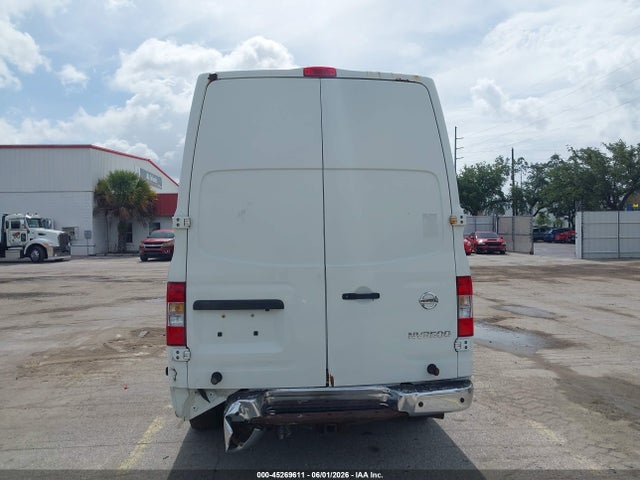 Nissan Nv Sl V8