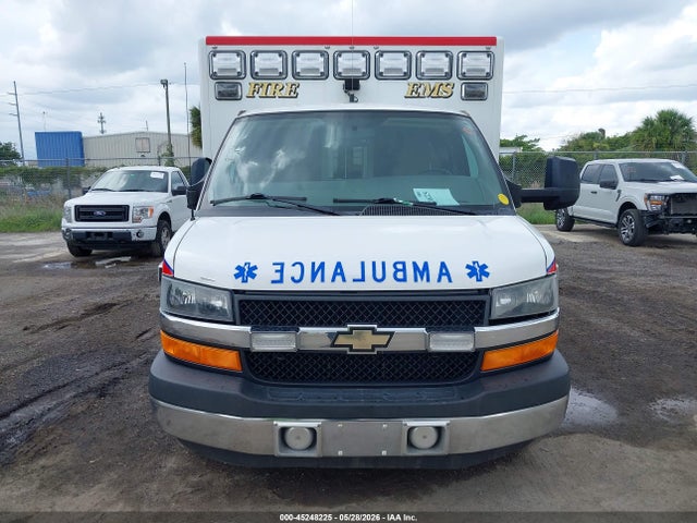 Chevrolet Express 4500 Diesel
