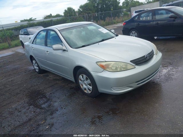 Salvage Toyota Camry Image