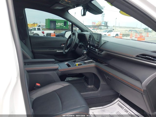 Toyota Sienna Xse