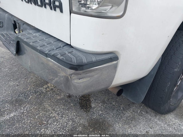 Toyota Tundra Sr5 V6