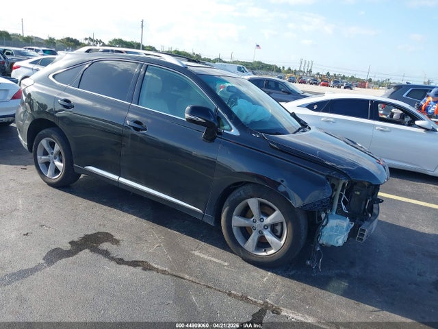 Salvage Lexus RX Image