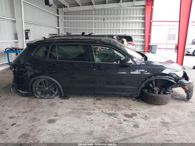 Volkswagen Tiguan 2.0t Se R-line Black
