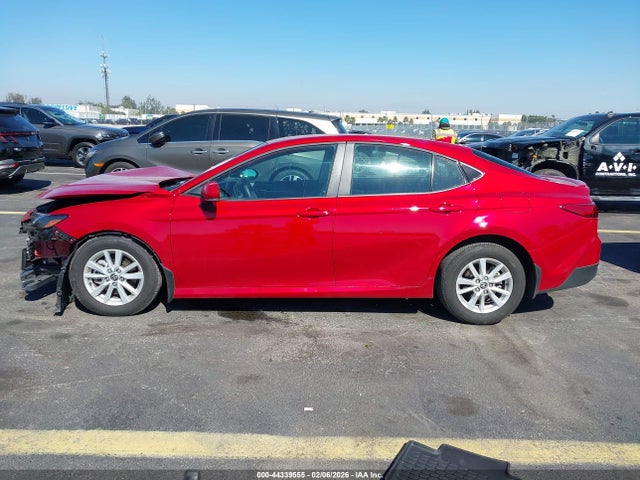 Toyota Camry Le