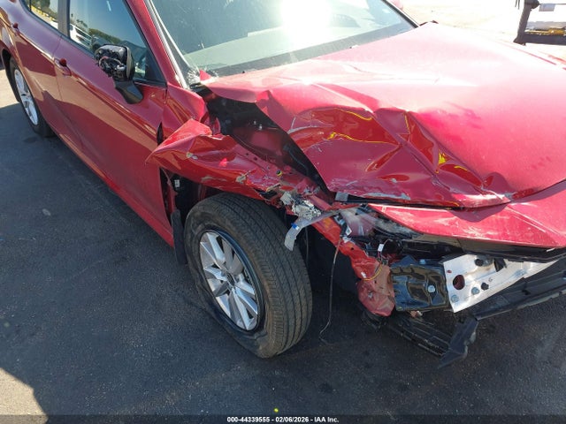 Toyota Camry Le