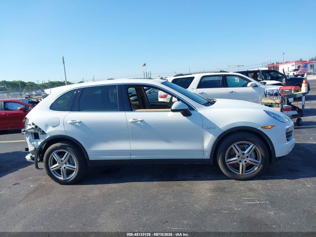 Porsche Cayenne Hybrid S