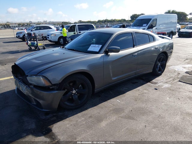Dodge Charger Sxt