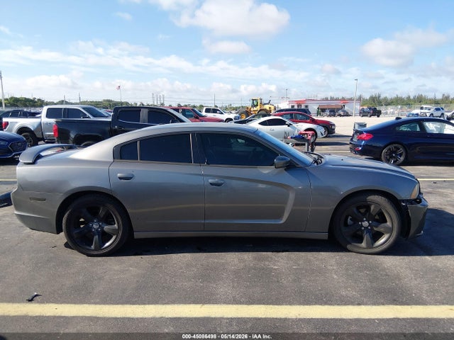 Dodge Charger Sxt