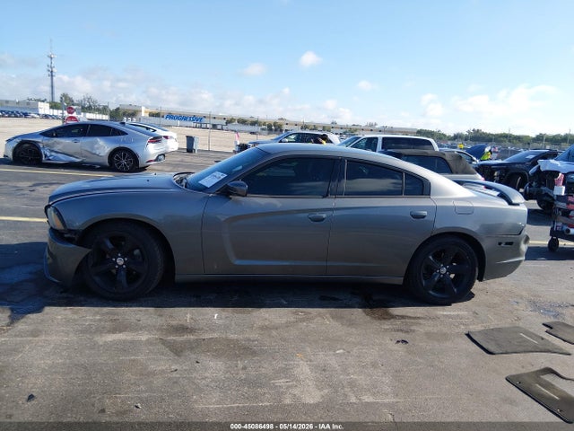 Dodge Charger Sxt