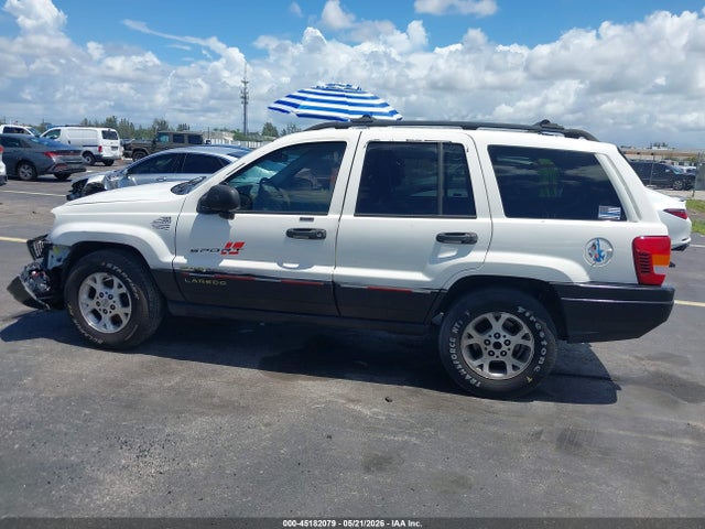 Jeep Grand Cherokee Laredo