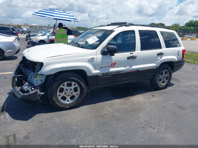 Jeep Grand Cherokee Laredo