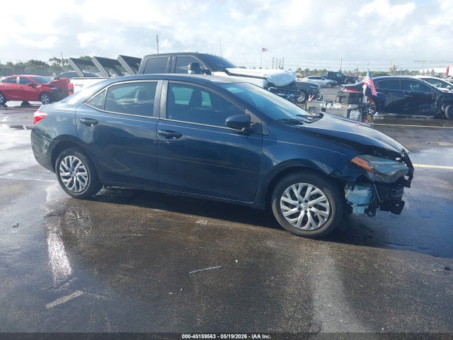 Salvage Toyota Corolla Image
