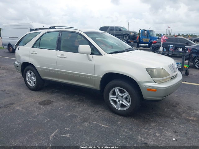 Salvage Lexus RX Image