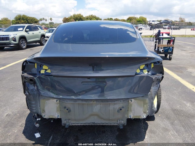 Tesla Model 3 Rear-wheel Drive