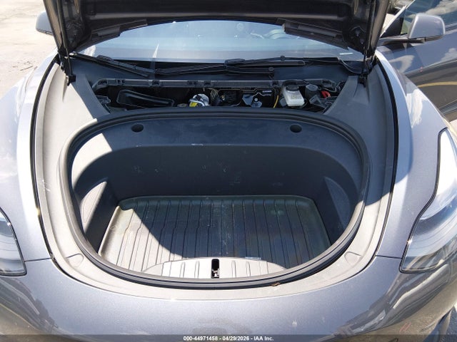 Tesla Model 3 Rear-wheel Drive