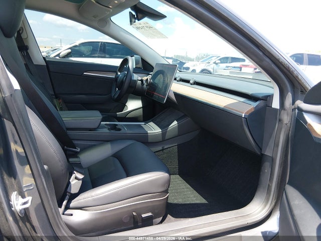 Tesla Model 3 Rear-wheel Drive