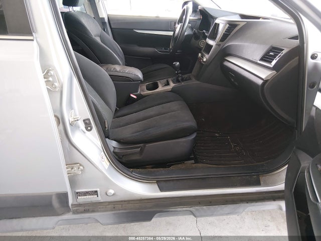 Subaru Outback 2.5i