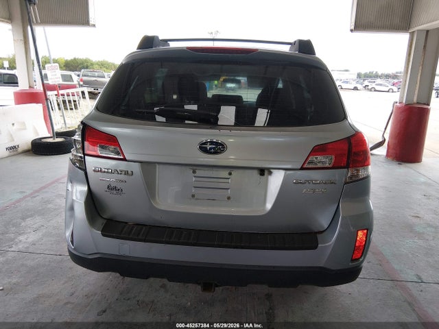 Subaru Outback 2.5i