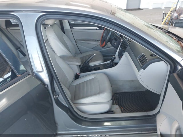 Volkswagen Passat 2.5l S