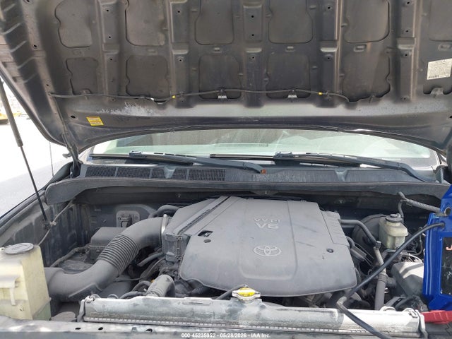 Toyota Tundra Grade V6