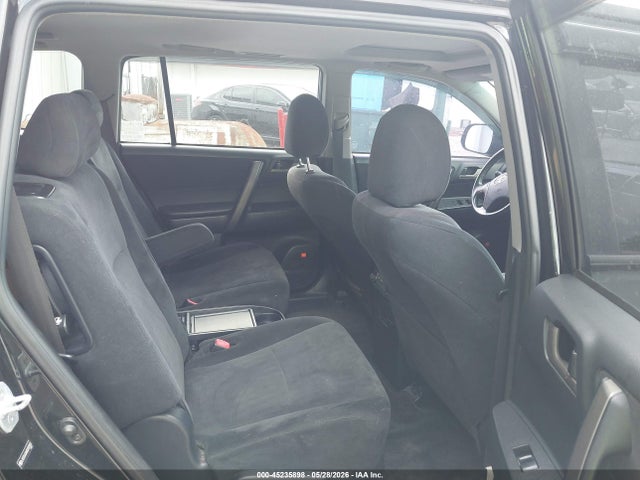 Toyota Highlander Sport