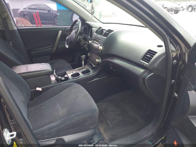 Toyota Highlander Sport