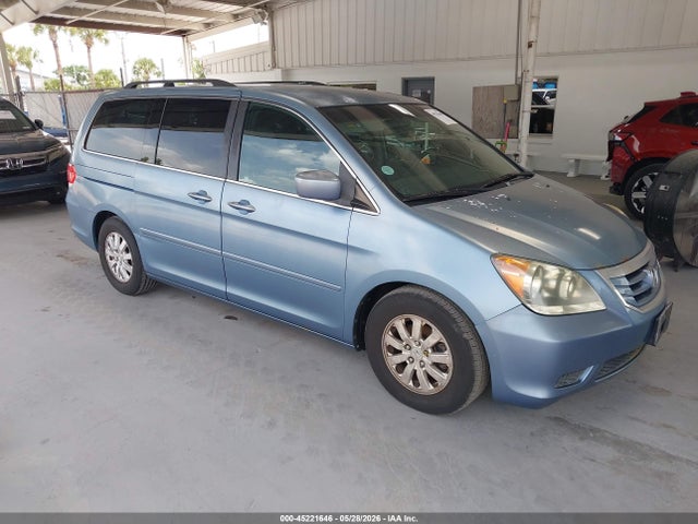 Salvage Honda Odyssey Image