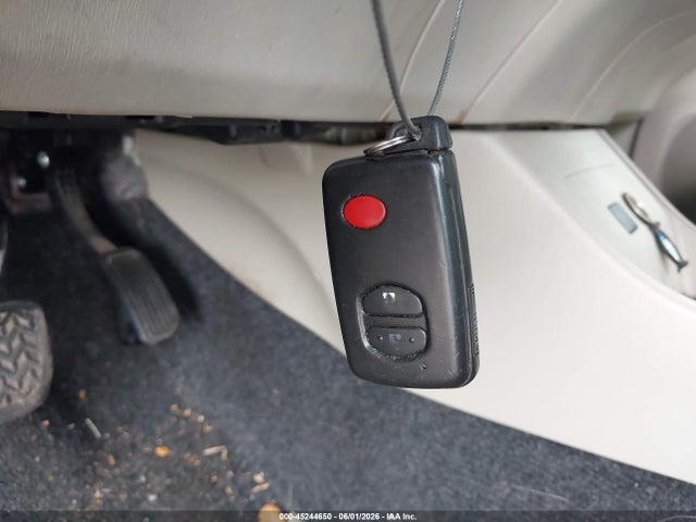 Toyota Prius Three