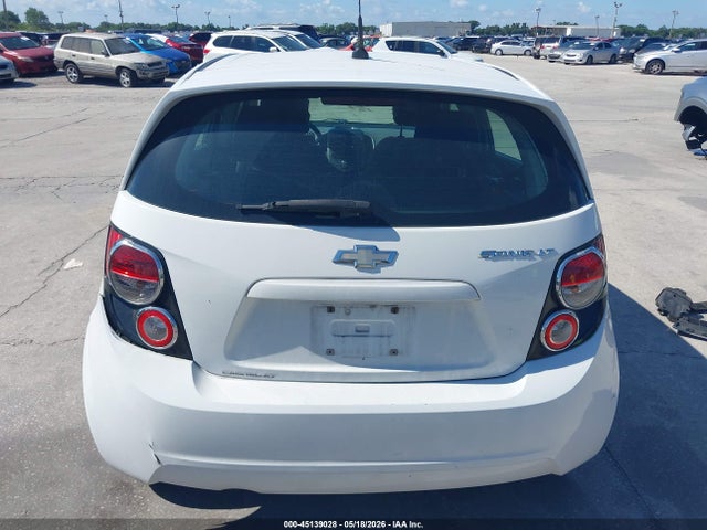 Chevrolet Sonic Lt Auto