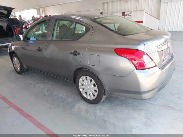 Nissan Versa 1.6 S