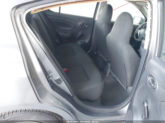 Nissan Versa 1.6 S