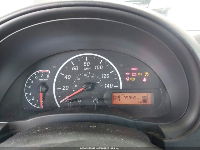 Nissan Versa 1.6 S