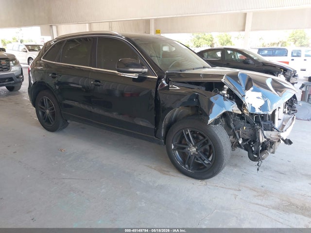 Salvage Audi Q5 Image
