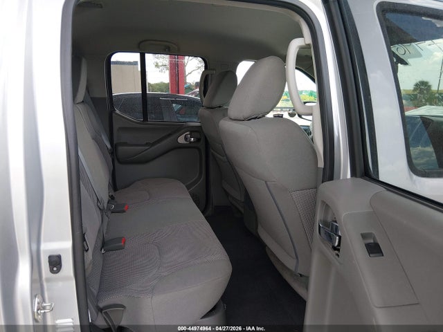 Nissan Frontier Sv