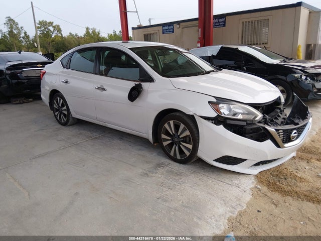 Salvage Nissan Sentra Image