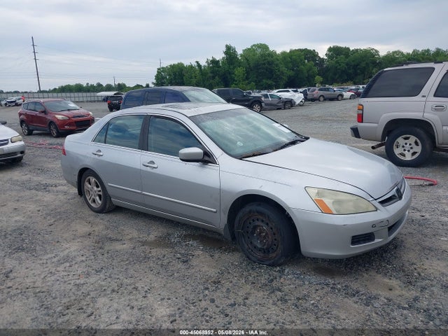 Salvage Honda Accord Image