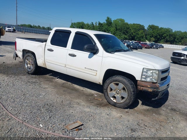Salvage Chevrolet Silverado 1500 Image