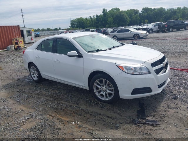Salvage Chevrolet Malibu Image