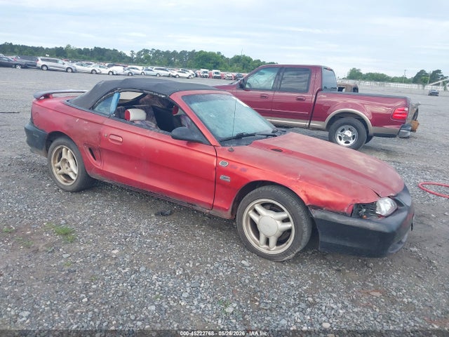 Salvage Ford Mustang Image
